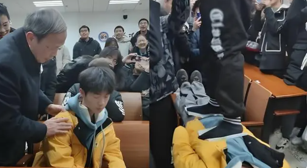 大学老师演示催眠术 学生被踩没反应