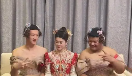 新娘让两个弟弟穿裙子当伴娘:现场跳“科目三”!