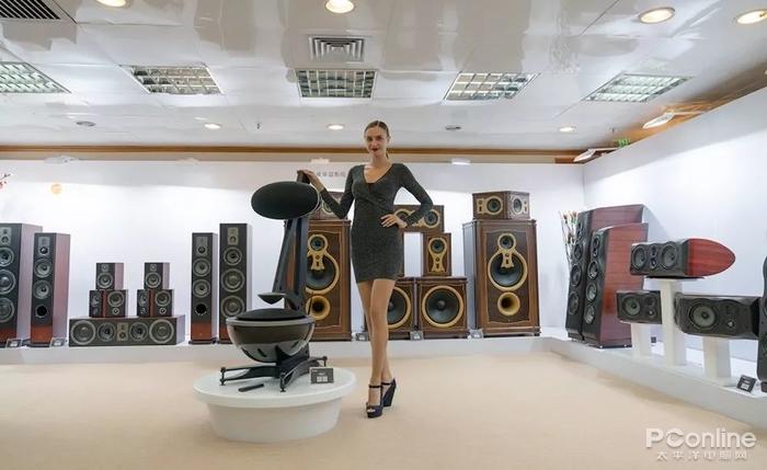 正确冲泡奶粉方法:避免直接搅拌,让宝宝更健康