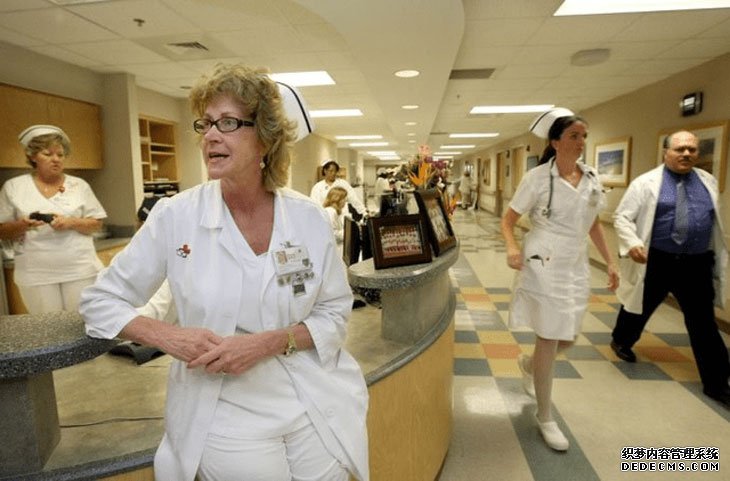 试管取卵一次数量不能太多，一般取十到十五个最佳