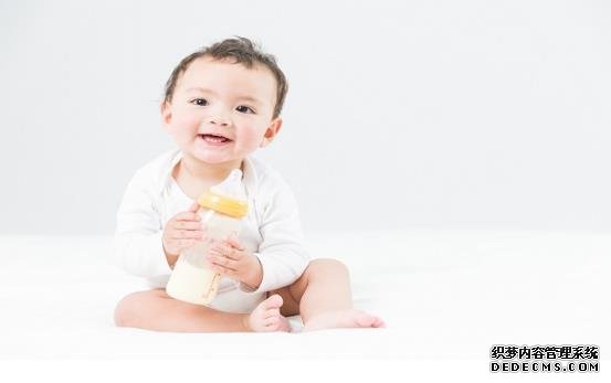 有哪些原因会导致女性出现月经不调的情况?