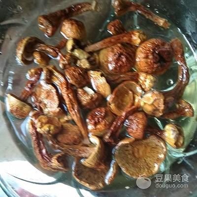 选择适合宝宝的奶粉配方: 了解奶粉挑选方法因人而异