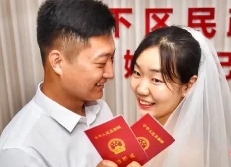 做泰国试管婴儿，方案该怎么选？