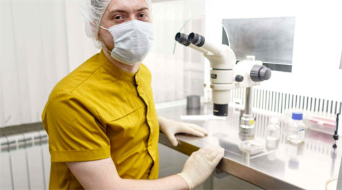 试管婴儿与自然怀孕的优缺点,试管婴儿与自然怀孕生下的小孩有何异同?