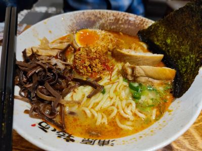 婴儿打嗝吐奶处理指南