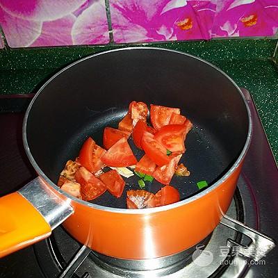 最佳抢救时间是什么时候？宝宝发生呛奶，紧急处理指南