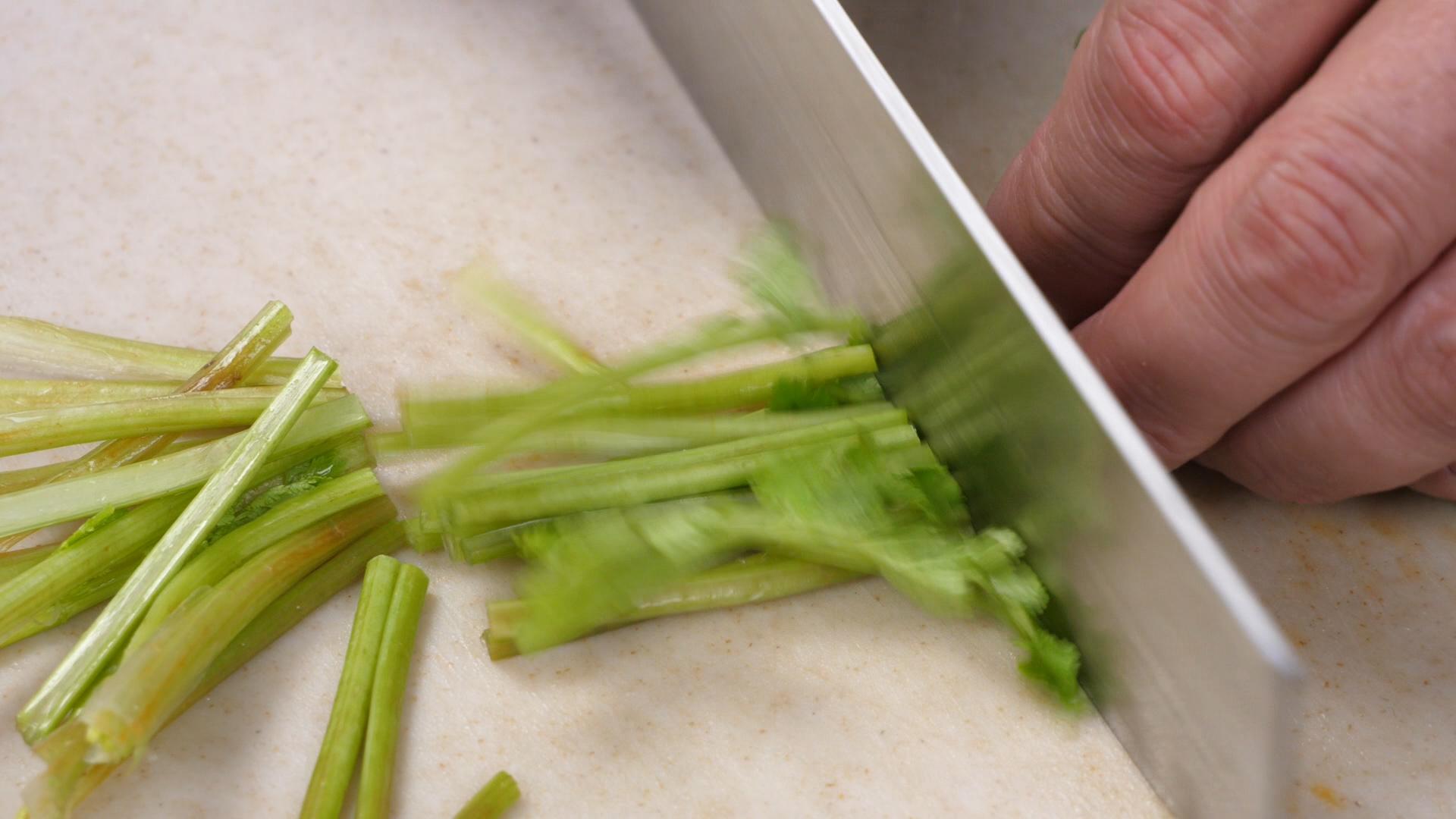 宝宝辅食的讲究:不良辅食影响宝宝健康