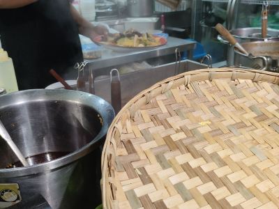 婴儿头睡偏的方法及自我矫正的可能性