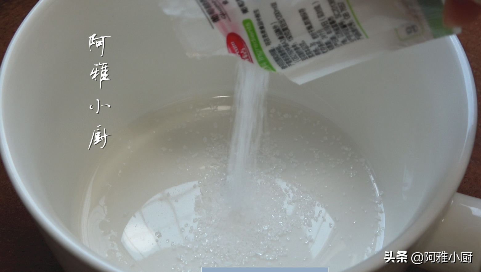 宝宝眼睛分泌物增多怎么处理？如何通过宝宝眼睛分泌物判断健康？